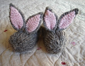 organic-wool-baby-bunny-slippers-02