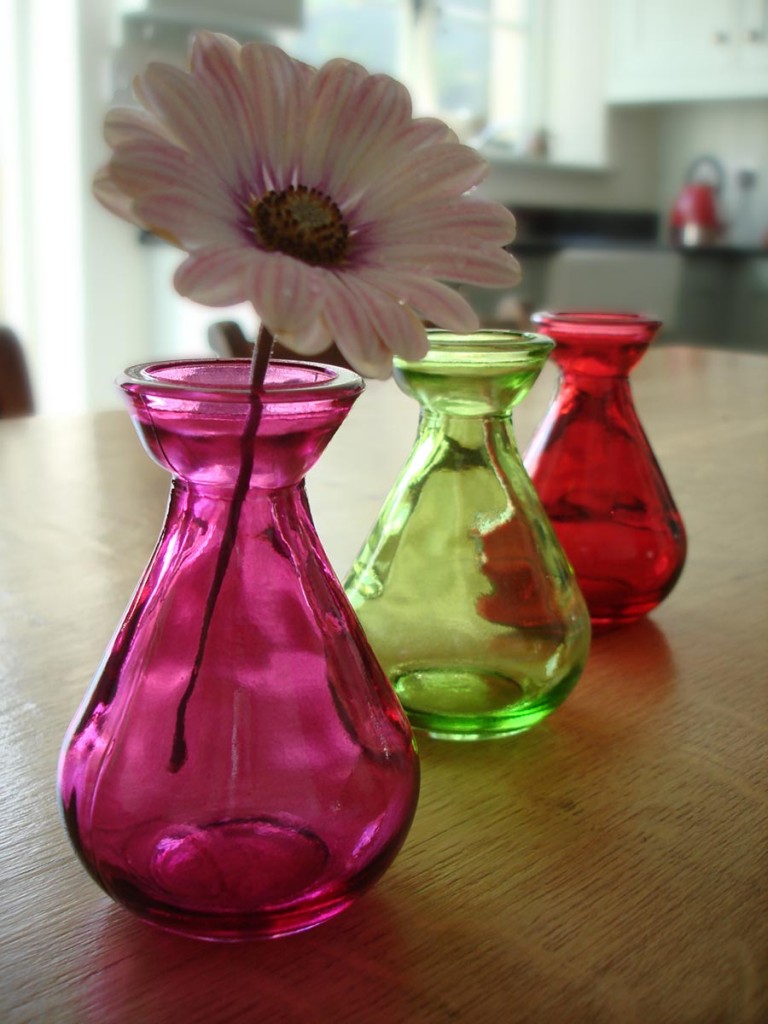 Coloured Recycled Glass Bud Vases (set of 3) 1 Natural Simplicity